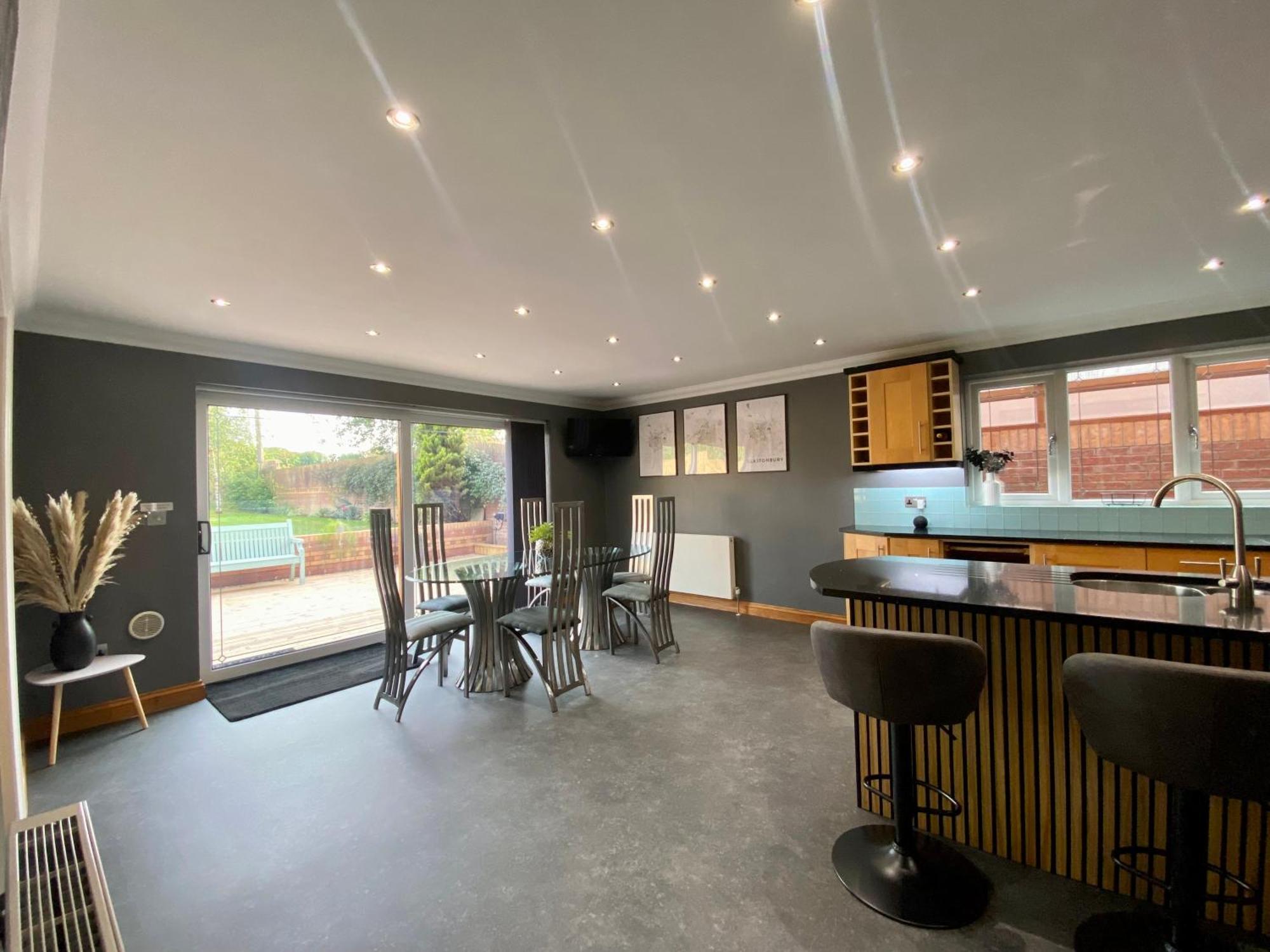 Countryside Family Home Keynsham Bagian luar foto