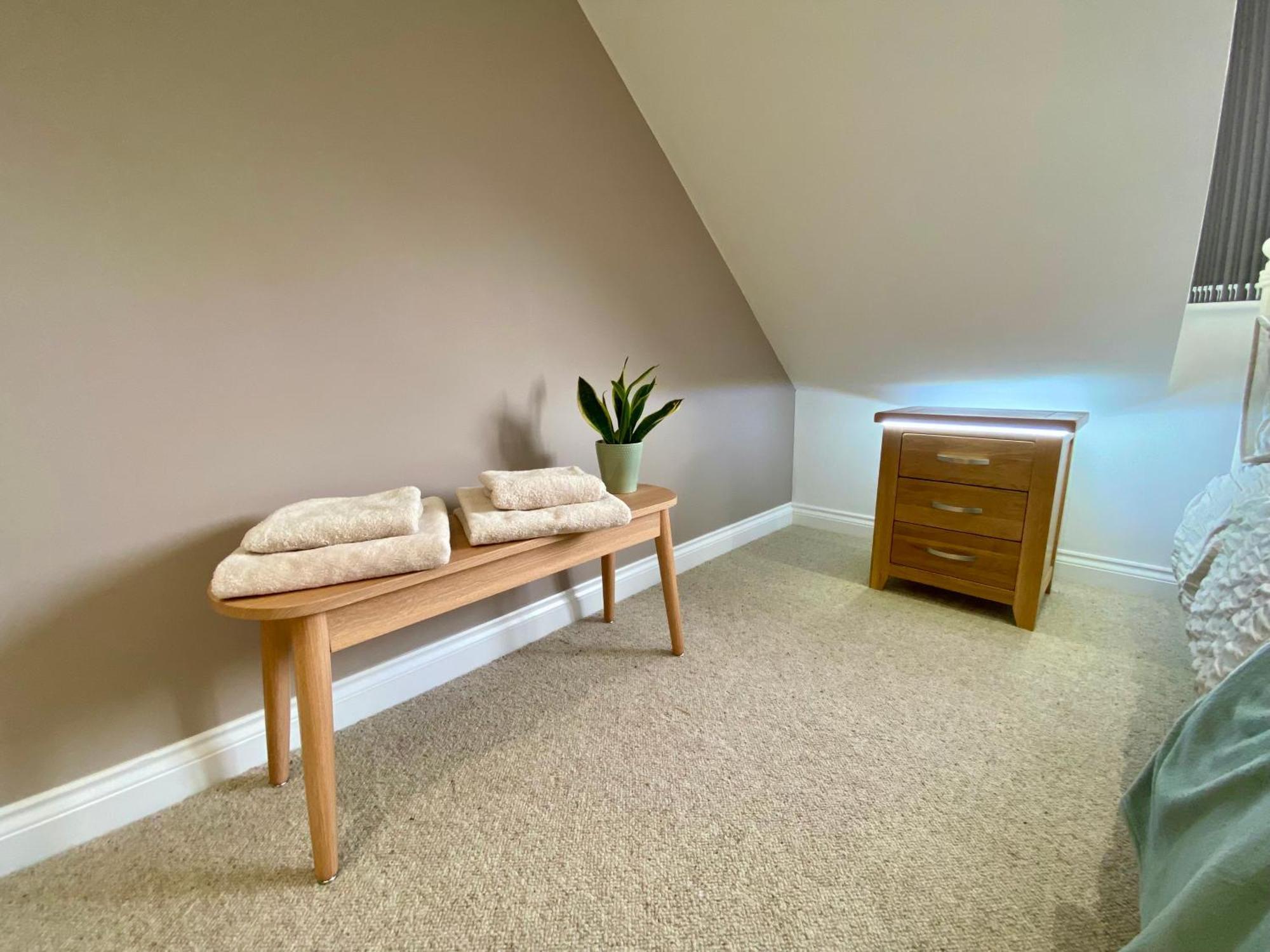 Countryside Family Home Keynsham Bagian luar foto