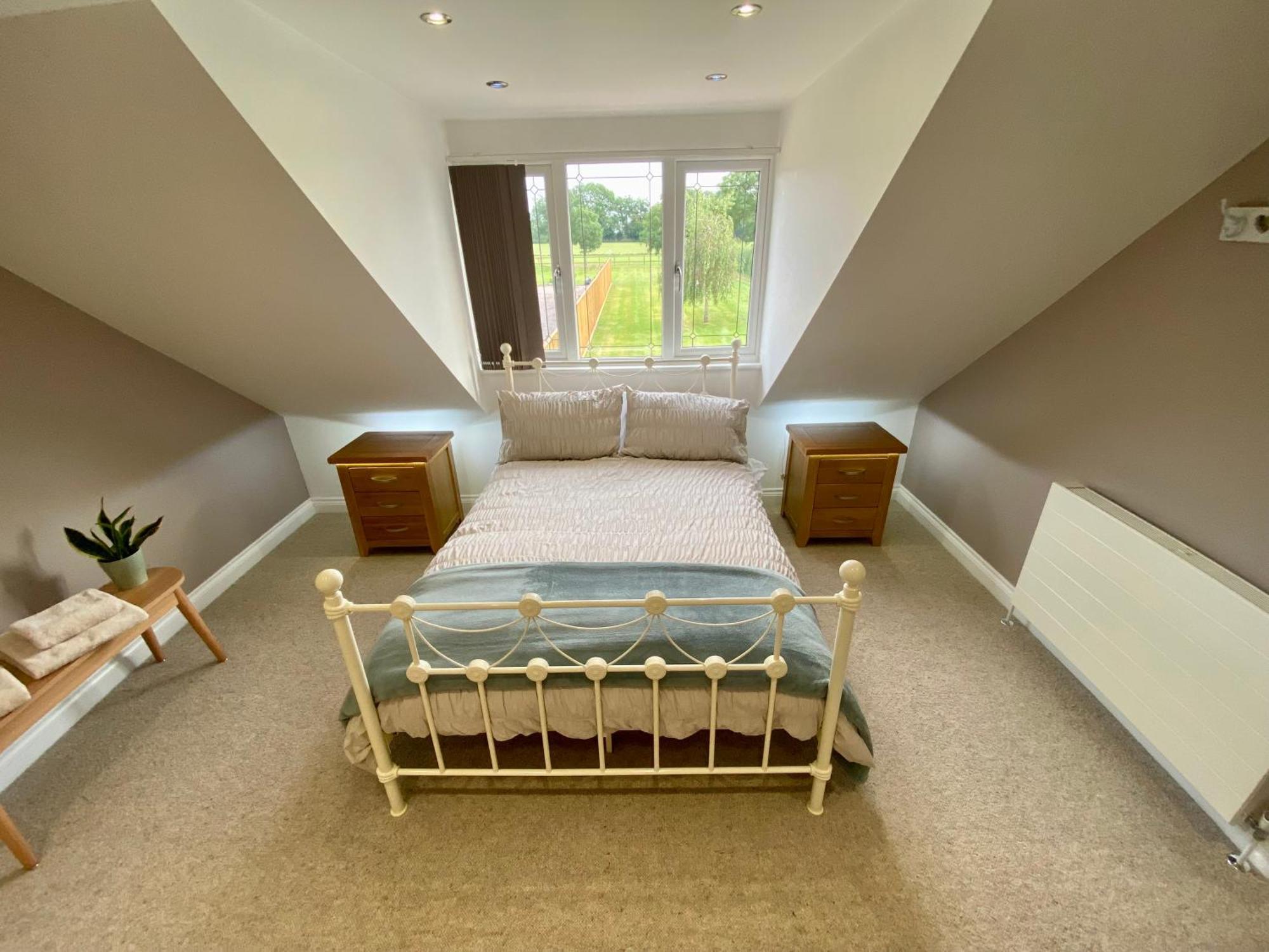 Countryside Family Home Keynsham Bagian luar foto