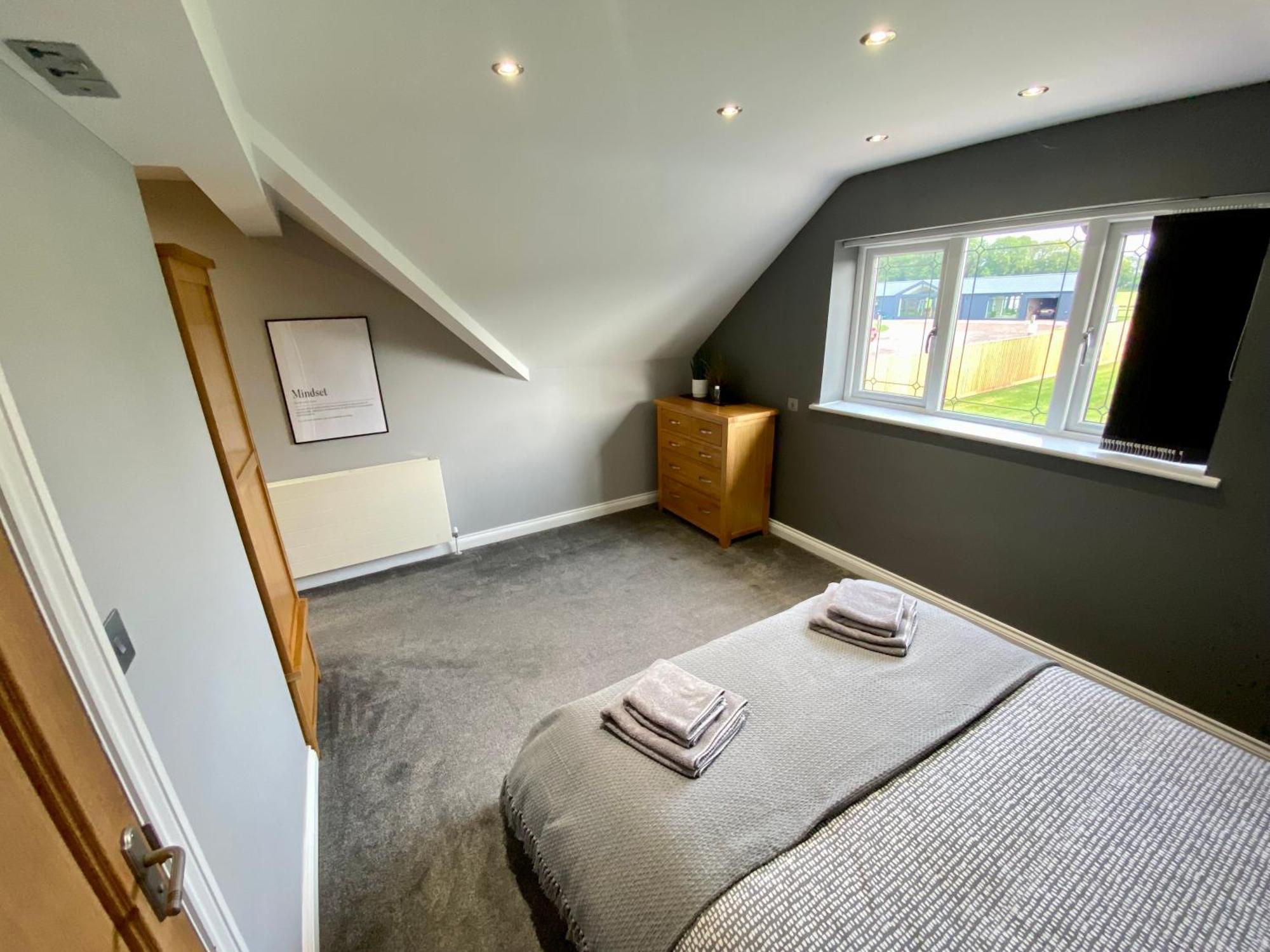 Countryside Family Home Keynsham Bagian luar foto