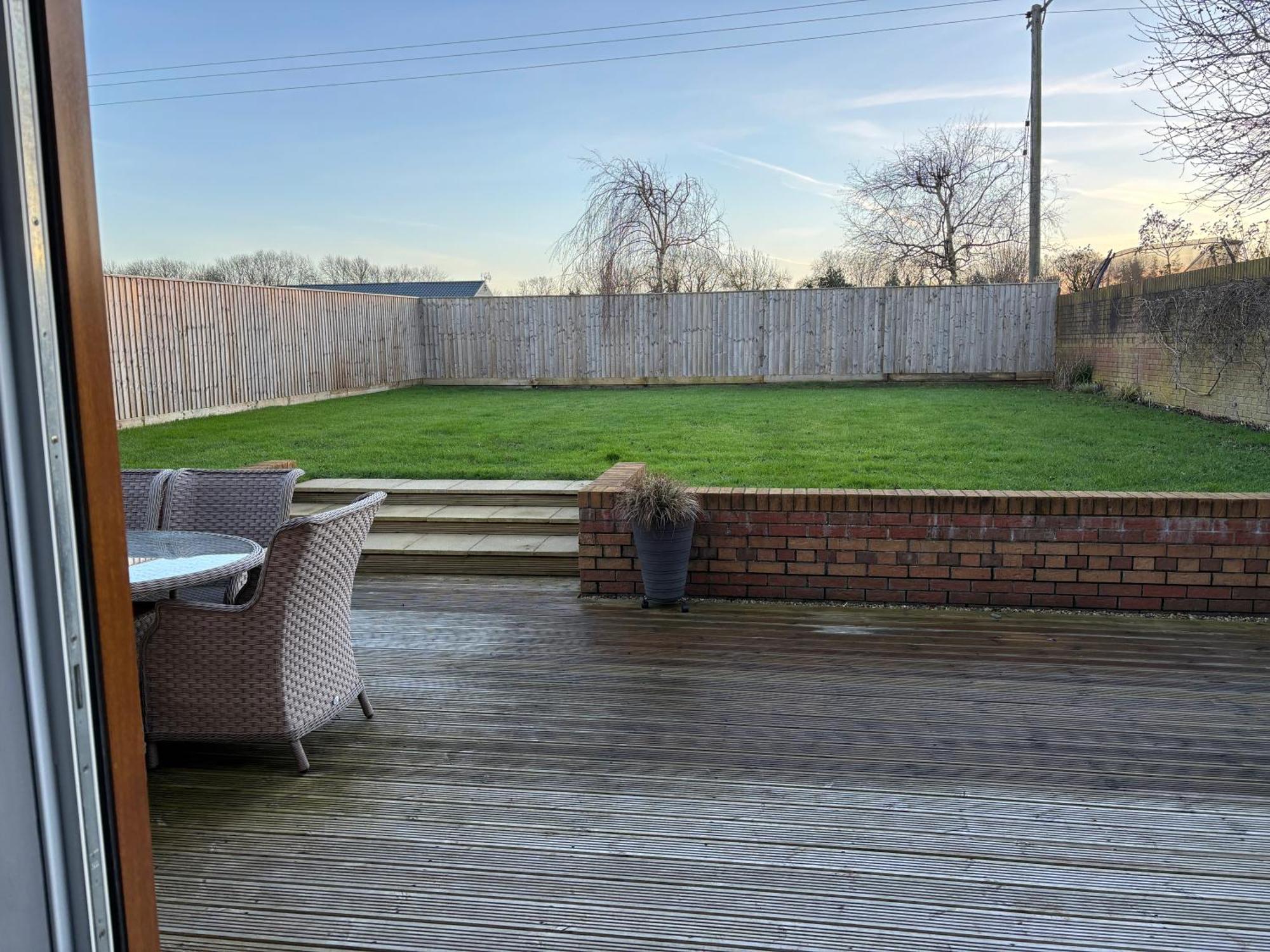 Countryside Family Home Keynsham Bagian luar foto